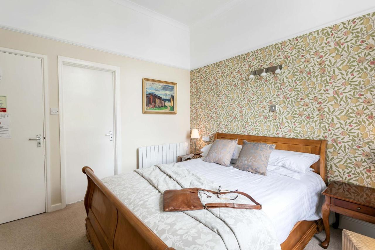 Abbeyfield Vintage Style Boutique B&B トーキー エクステリア 写真