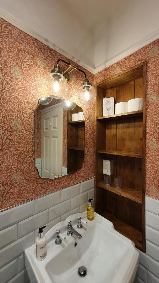 Abbeyfield Vintage Style Boutique B&B トーキー エクステリア 写真