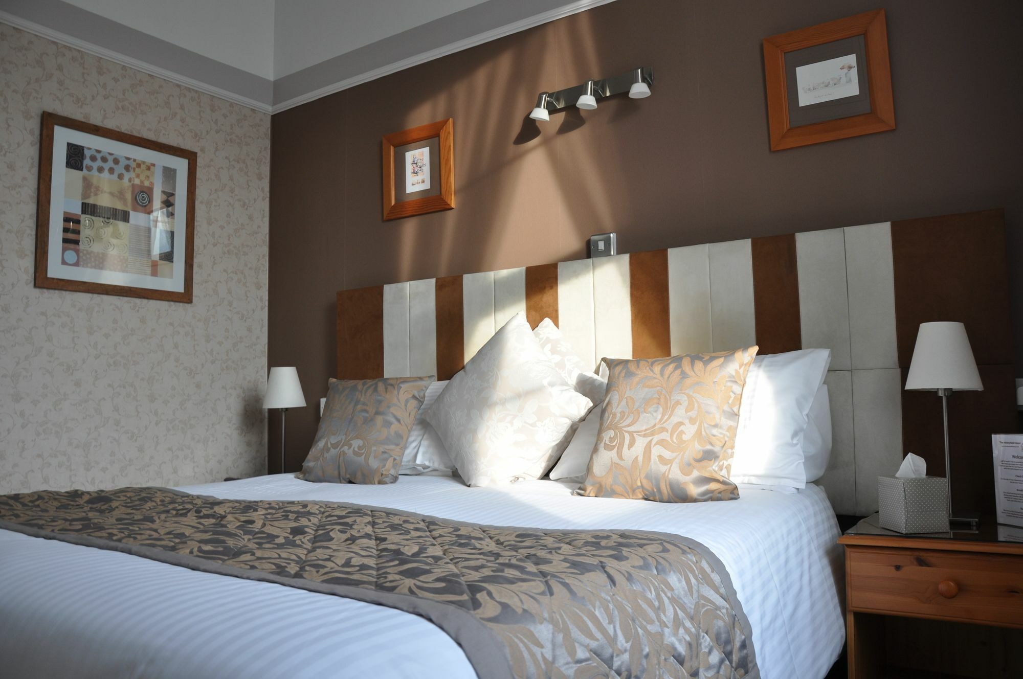 Abbeyfield Vintage Style Boutique B&B トーキー エクステリア 写真